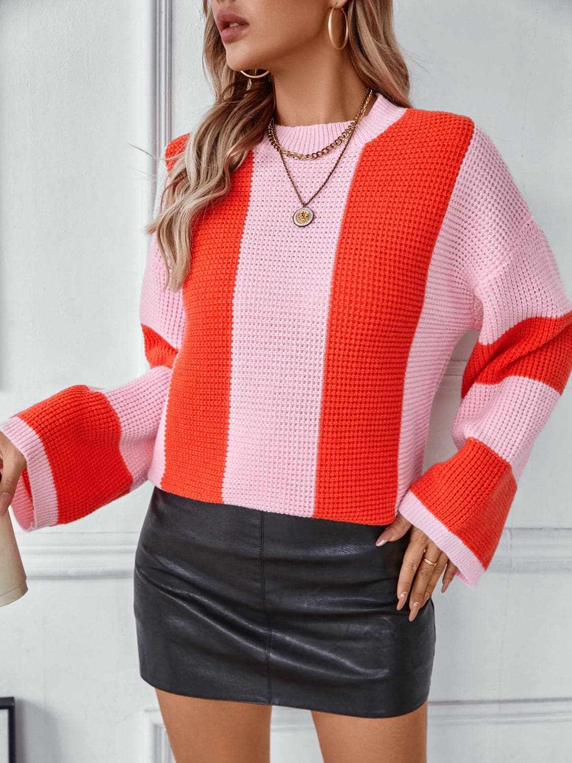 Color block knit sweater - round neck - Love Salve